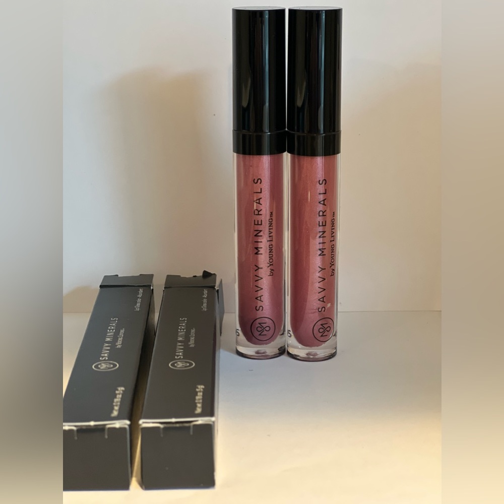 Savvy Minerals lipgloss Abundant